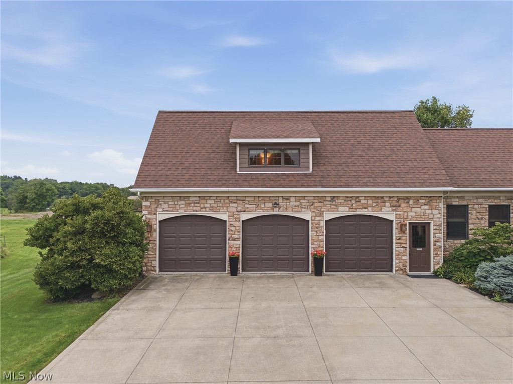2815 Bartlett Road Mantua, OH 44255 - Photo 3 of 49 Gallery Image 3