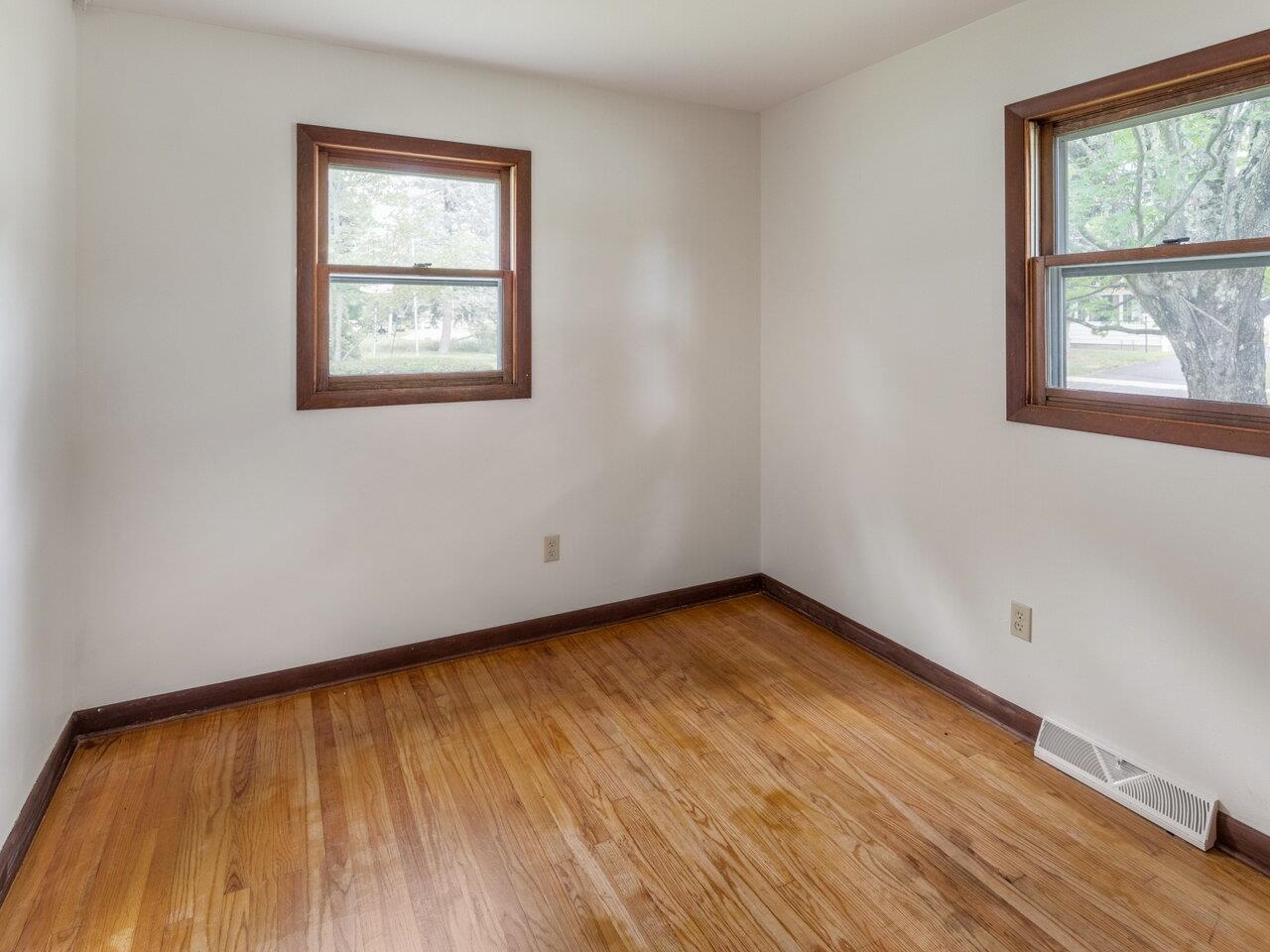 35 Foster Road Essex, VT 05452 - Photo 21 of 36 Gallery Image 21