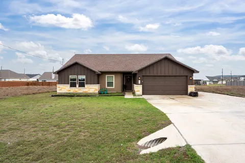 $375,000 | 113 Antonio Perez, Blanco, TX 78606