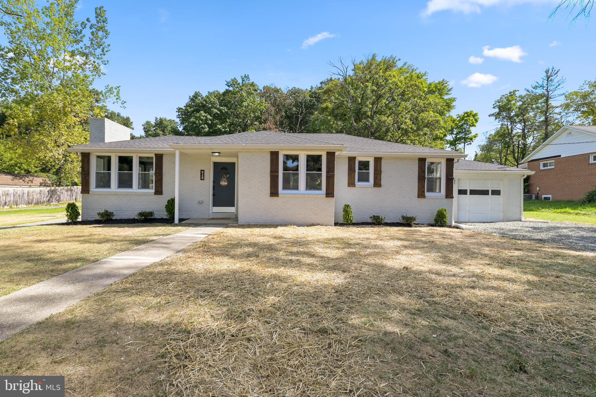 924 Rosedale Avenue Rosedale, MD 21237 - Photo 1 of 51 Welcome HOME!