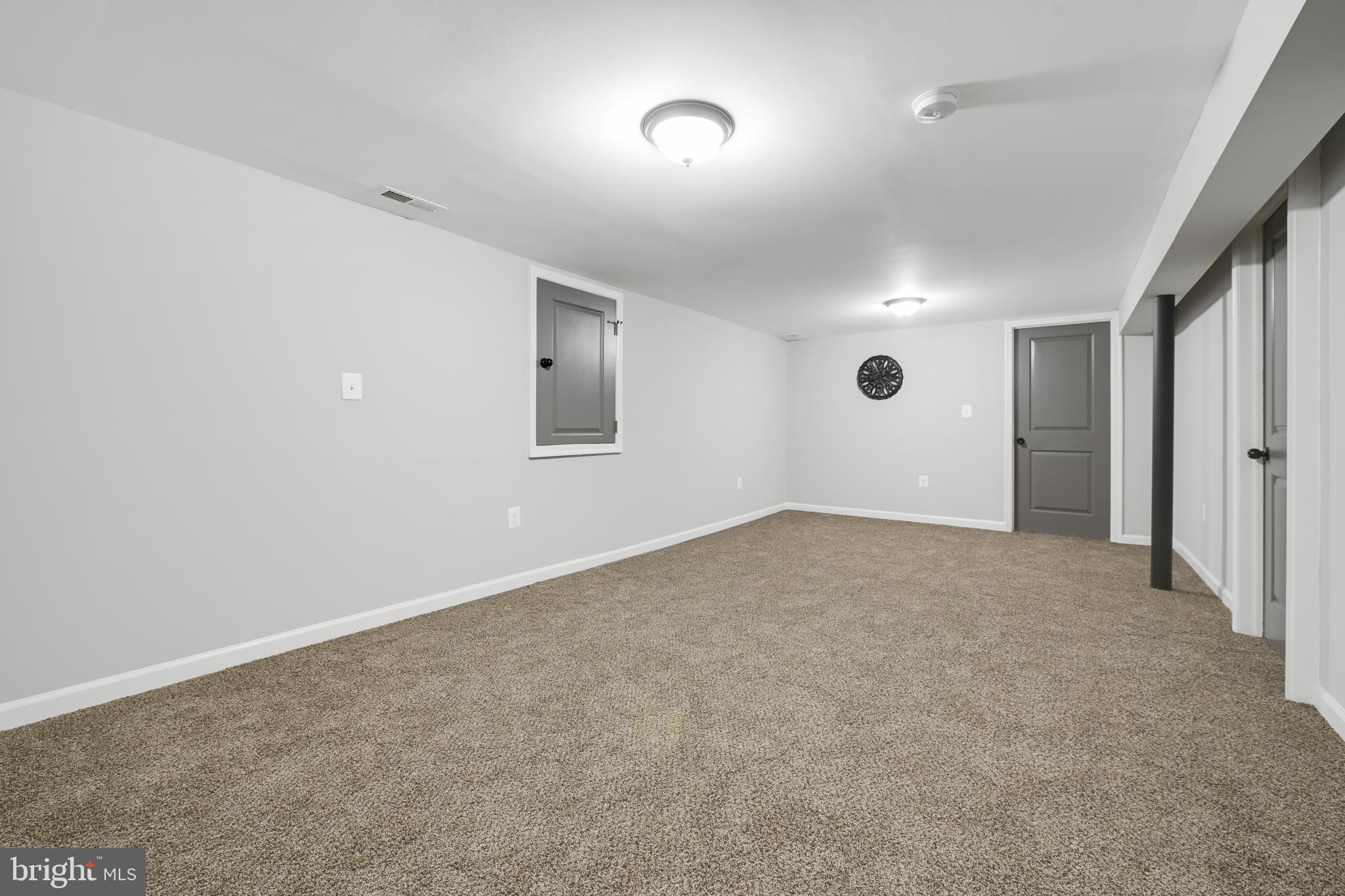 924 Rosedale Avenue Rosedale, MD 21237 - Photo 33 of 51 Family room