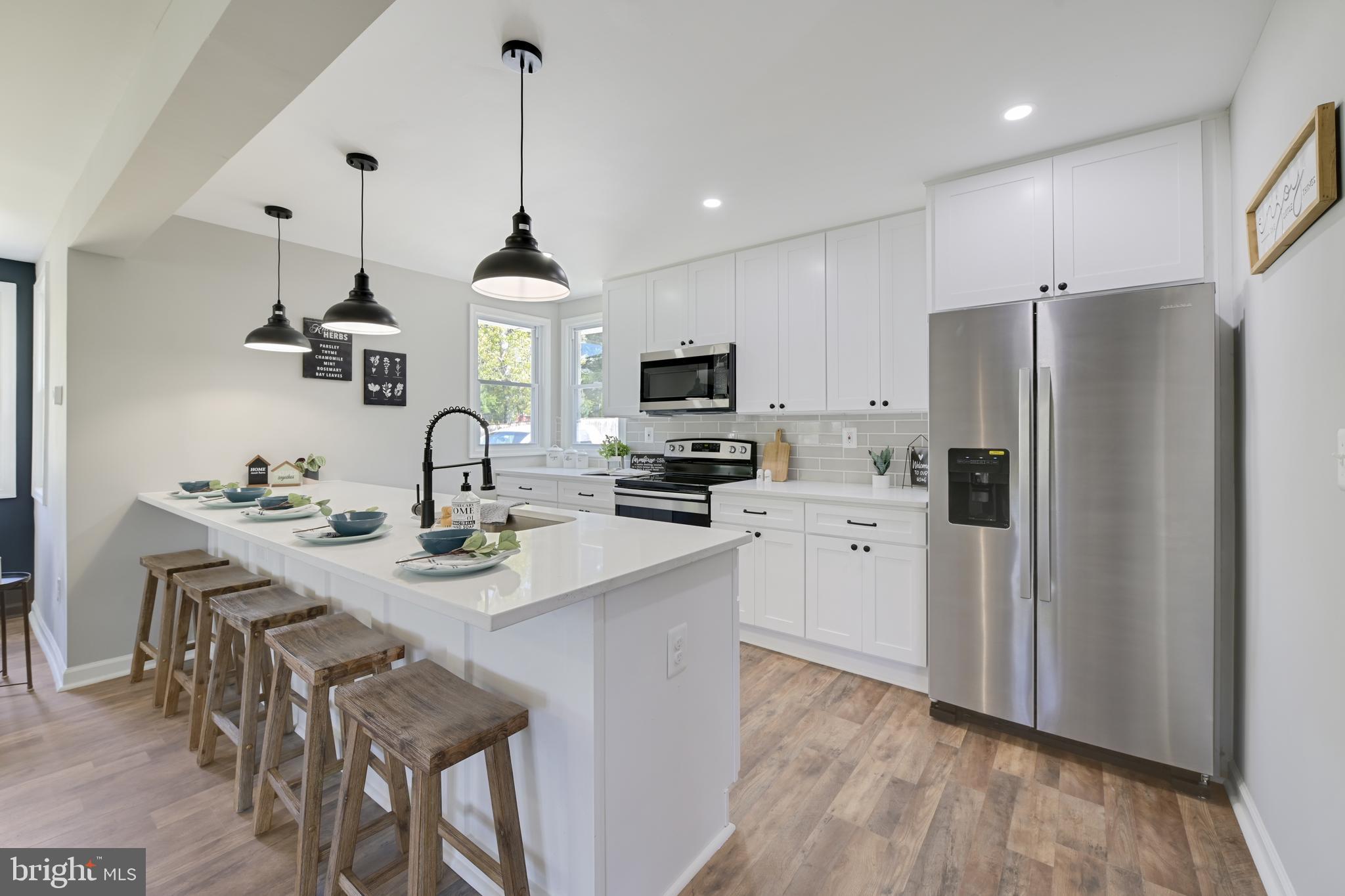 924 Rosedale Avenue Rosedale, MD 21237 - Photo 7 of 51 Gourmet Kitchen