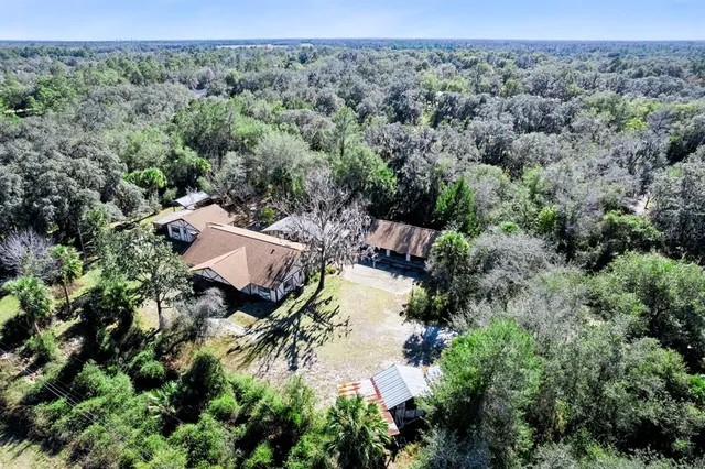 $700,000 | 301 Shady Woods Road, Geneva, FL 32732