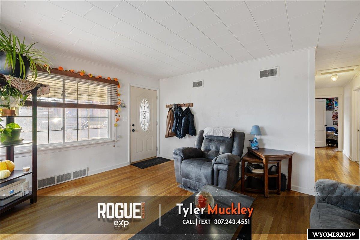 1132 West 20th Street Casper, WY 82604 - Photo 4 of 23