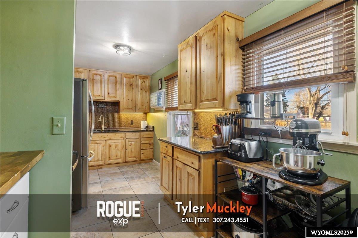 1132 West 20th Street Casper, WY 82604 - Photo 10 of 23