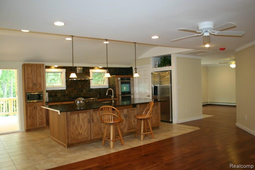 5600 7 Mile Road South Lyon, MI 48178 - Photo 14 of 51 Stunning updated kitchen!