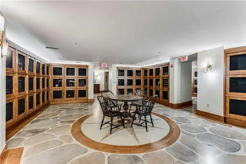 $717,000 | 700 Park Regency Place Northeast, Unit 2104, Atlanta, GA 30326