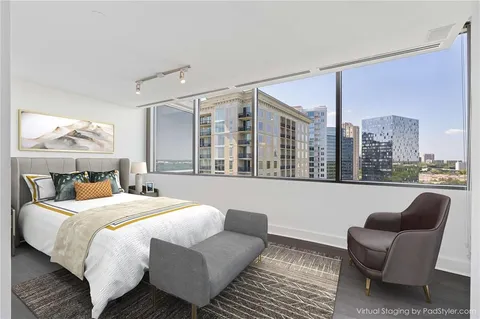 $675,000 | 700 Park Regency Place Northeast, Unit 2104, Atlanta, GA 30326