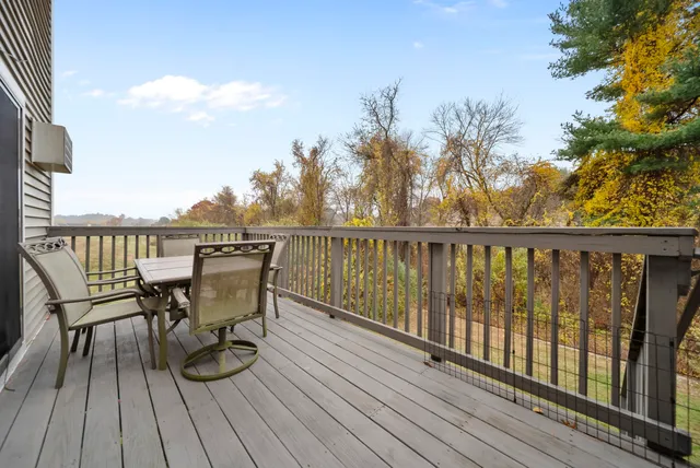 $329,900 | 69 Bayberry Lane, Londonderry, NH 03053