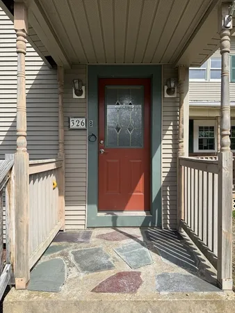 $1,900 | 326 North Main Street, Unit B, North Brookfield, MA 01535