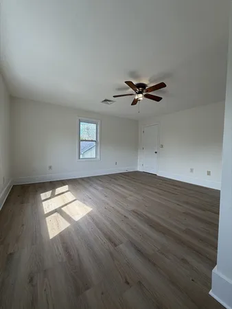 $1,900 | 326 North Main Street, Unit B, North Brookfield, MA 01535