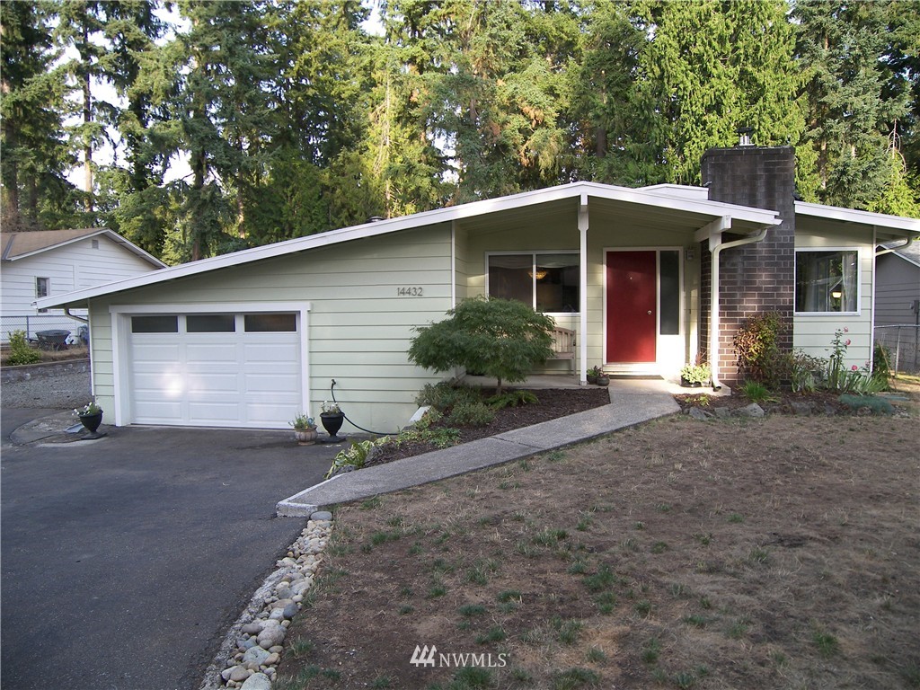 14432 158th Place Southeast Renton, WA 98059 - Photo 2 of 21