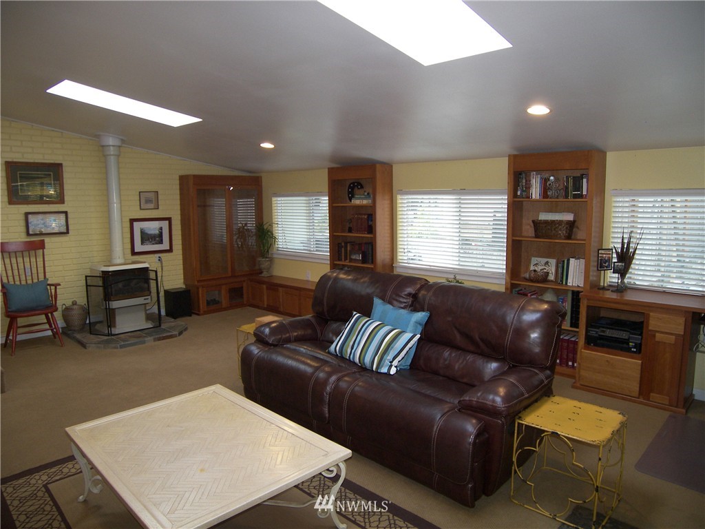 14432 158th Place Southeast Renton, WA 98059 - Photo 17 of 21