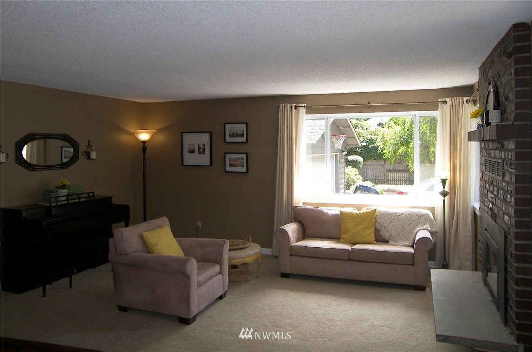 14432 158th Place Southeast Renton, WA 98059 - Photo 6 of 21