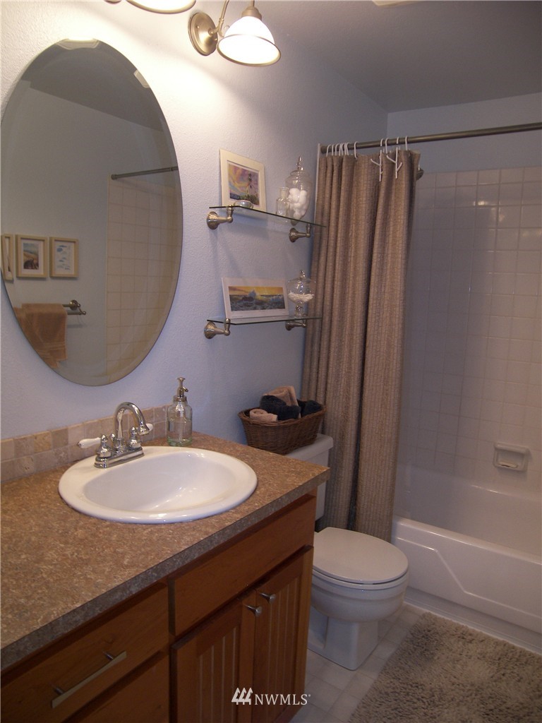 14432 158th Place Southeast Renton, WA 98059 - Photo 10 of 21