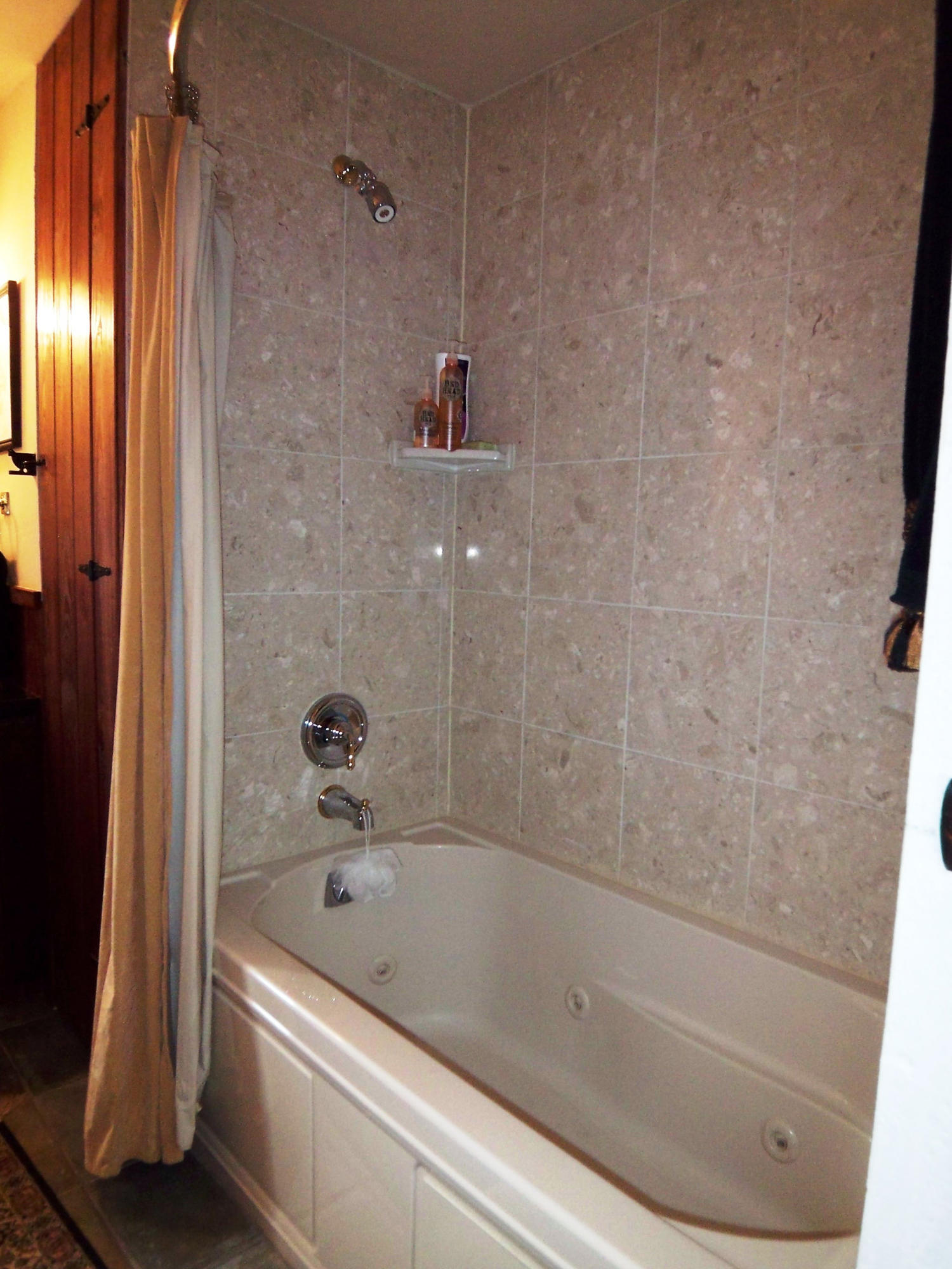 6 Snipe Road Key Largo, FL 33037 - Photo 15 of 27 Guest Bath