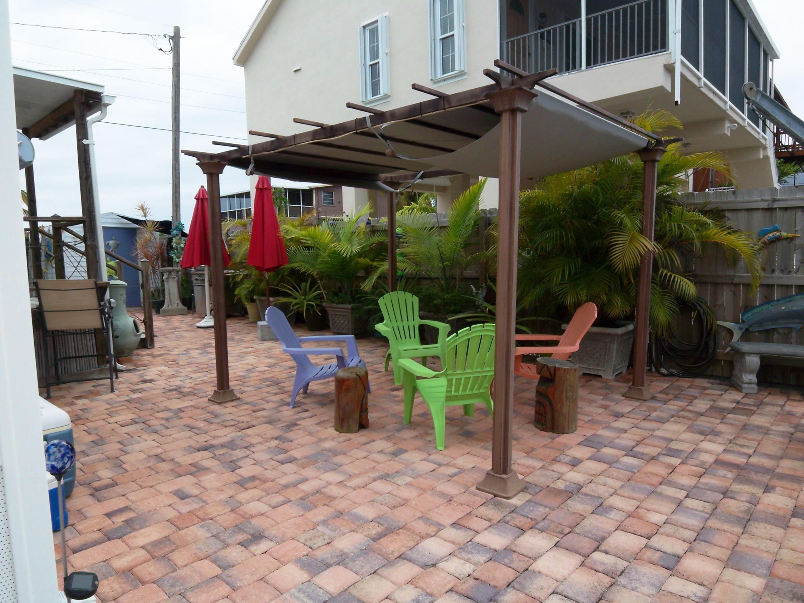 6 Snipe Road Key Largo, FL 33037 - Photo 21 of 27 Paved patio Area