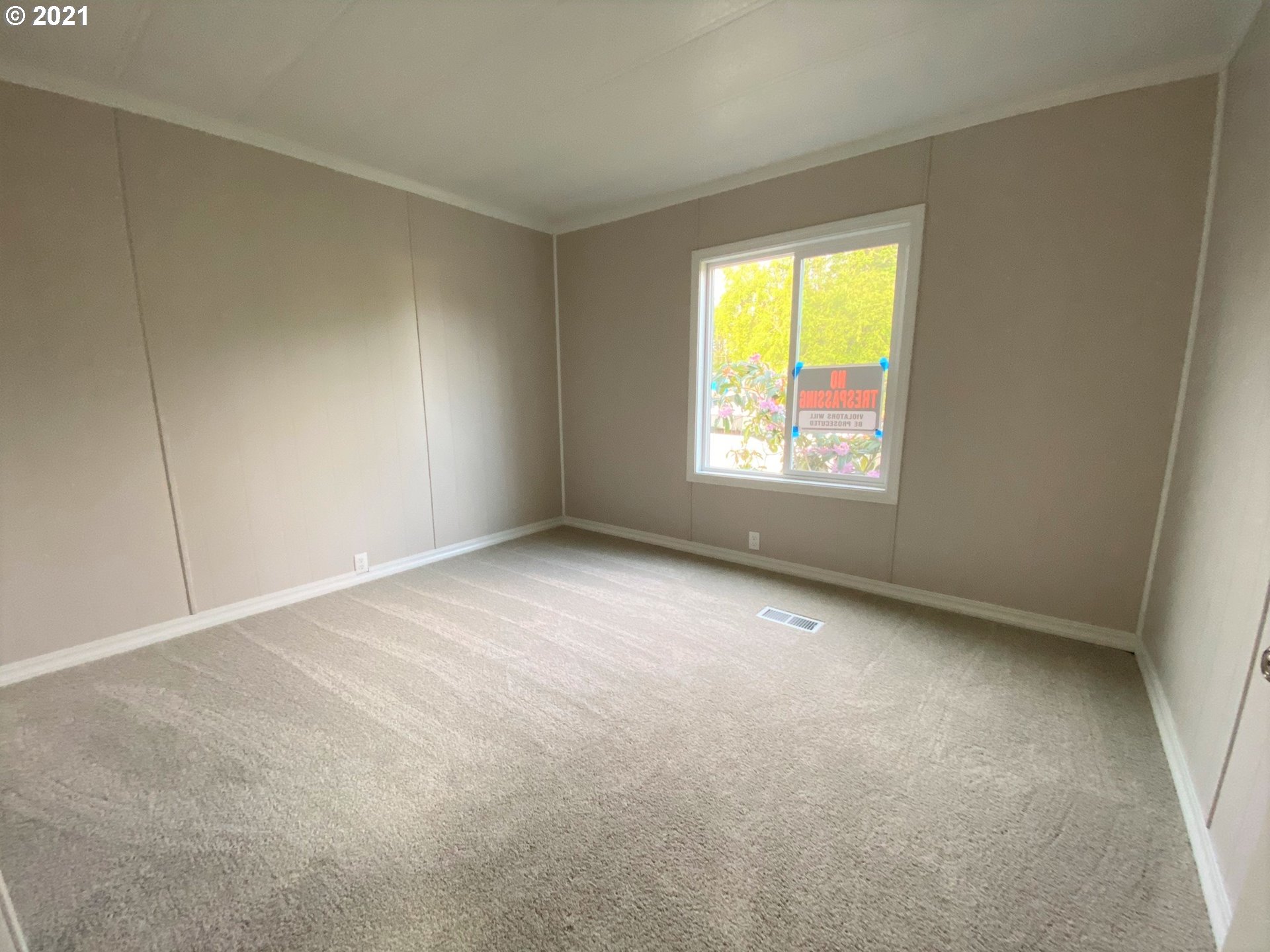 1590 Maple Street Florence, OR 97439 - Photo 16 of 25 Gallery Image 16