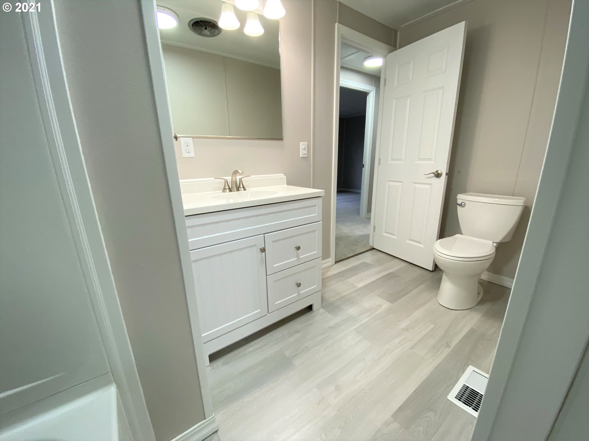 1590 Maple Street Florence, OR 97439 - Photo 18 of 25 Gallery Image 18