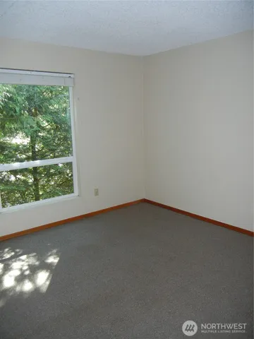 $379,950 | 1415 North 200th Street, Unit B1, Shoreline, WA 98133