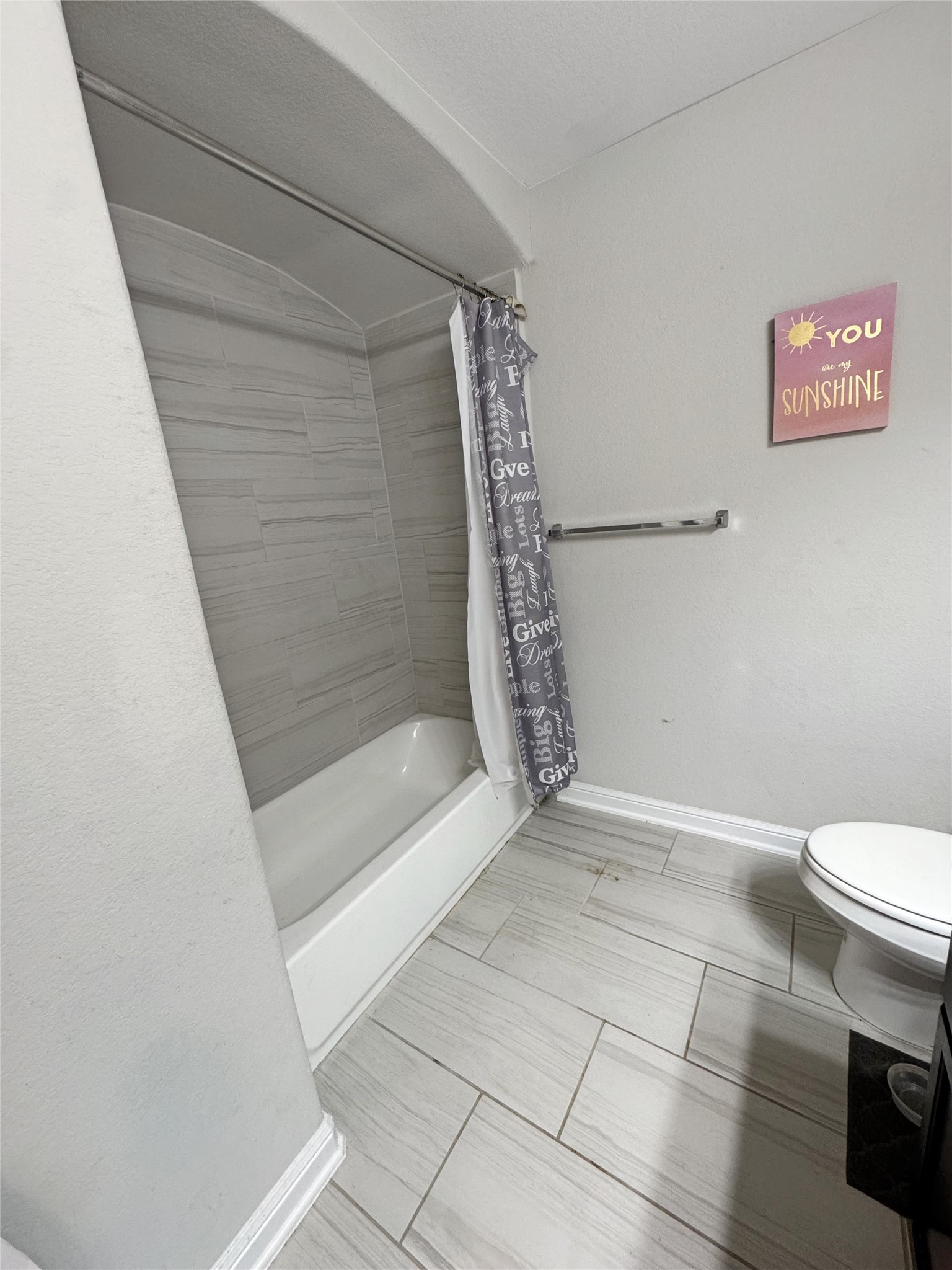 4922 Lacebark Pne Trail Rosenberg, TX 77471 - Photo 8 of 22 a bathroom with a toilet and a shower