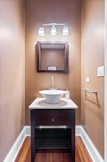 $1,695,000 | 1243 West Nelson Street, Chicago, IL 60657