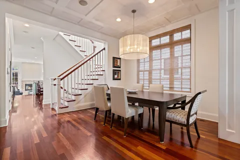 $1,695,000 | 1243 West Nelson Street, Chicago, IL 60657