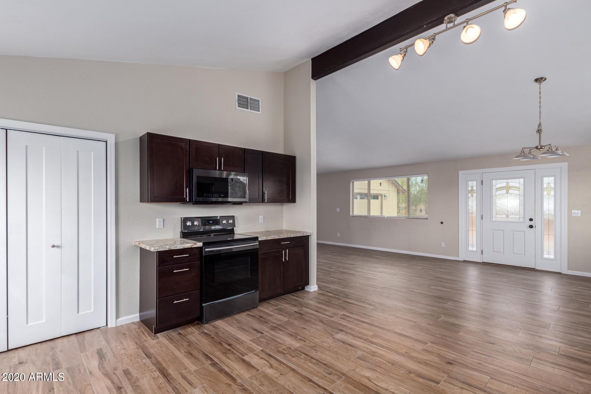 1250 North Mountain View Road Apache Junction, AZ 85119 - Photo 14 of 26 0012-Mountain View 12