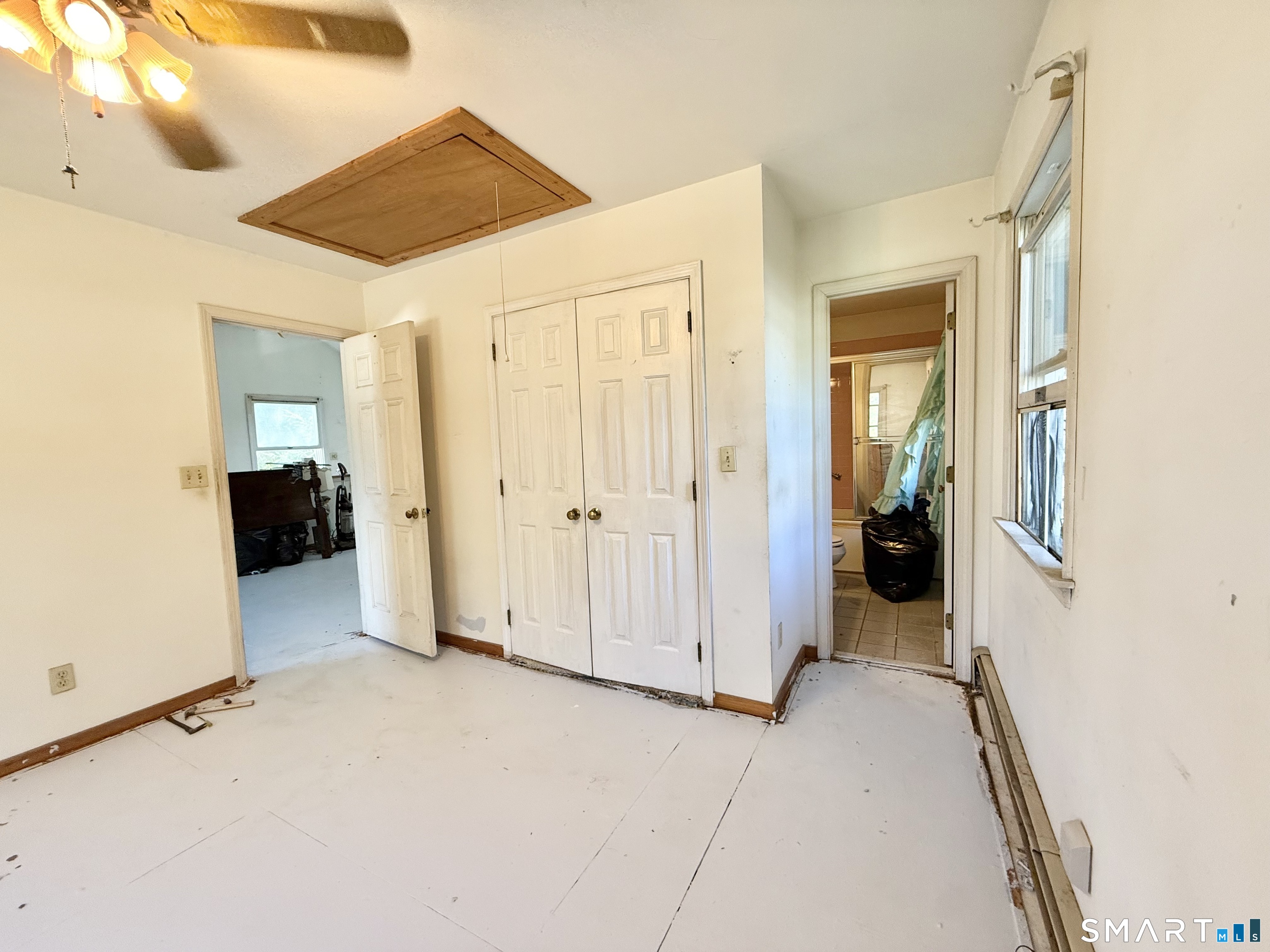 647 Bronson Road Fairfield, CT 06890 - Photo 17 of 21