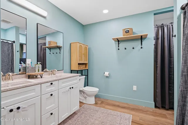 $950,000 | 417 Pine Street, Sandpoint, ID 83864