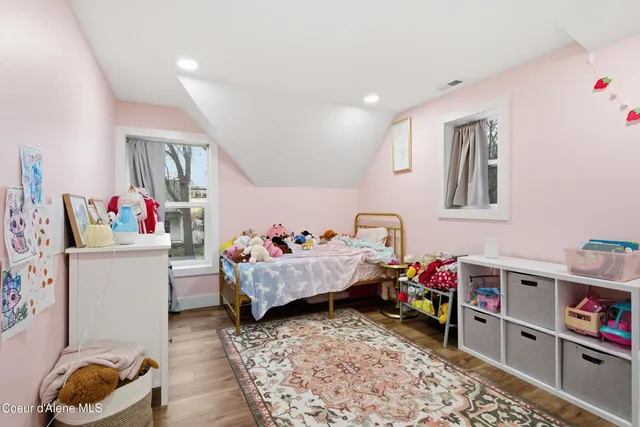 $950,000 | 417 Pine Street, Sandpoint, ID 83864