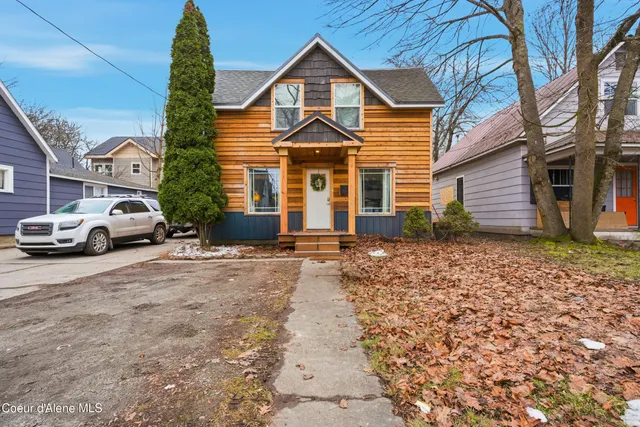 $950,000 | 417 Pine Street, Sandpoint, ID 83864