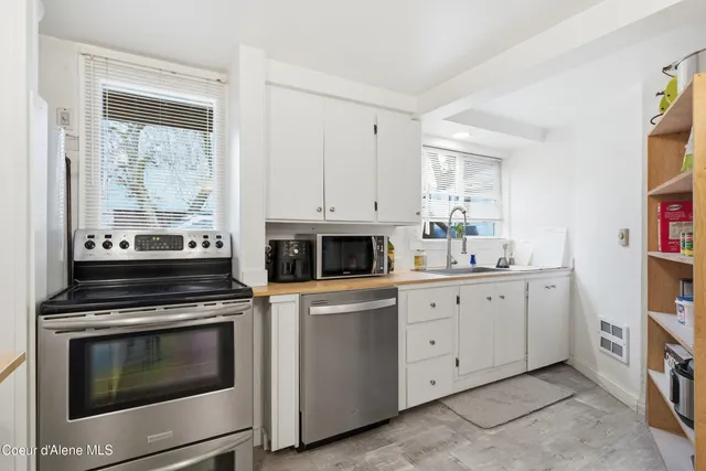 $950,000 | 417 Pine Street, Sandpoint, ID 83864