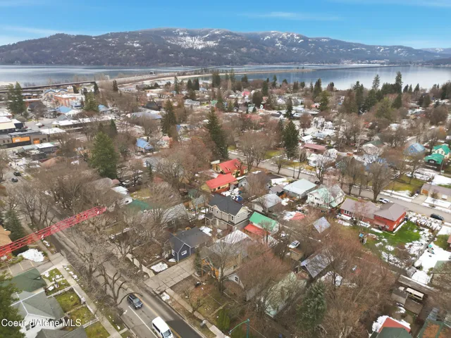 $950,000 | 417 Pine Street, Sandpoint, ID 83864
