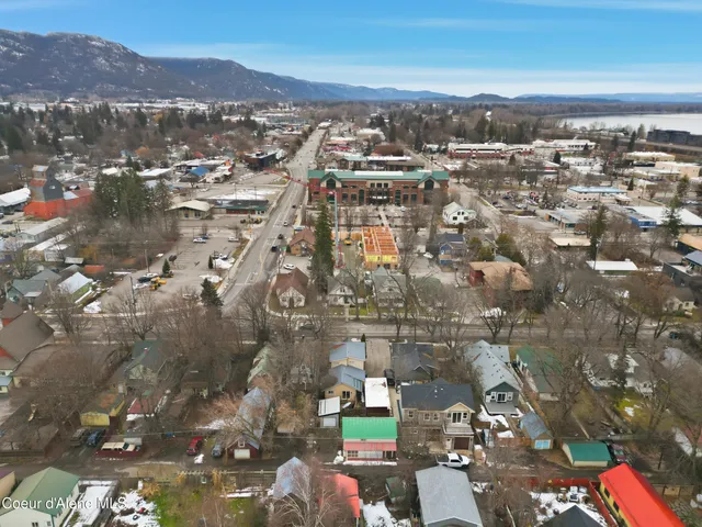 $950,000 | 417 Pine Street, Sandpoint, ID 83864