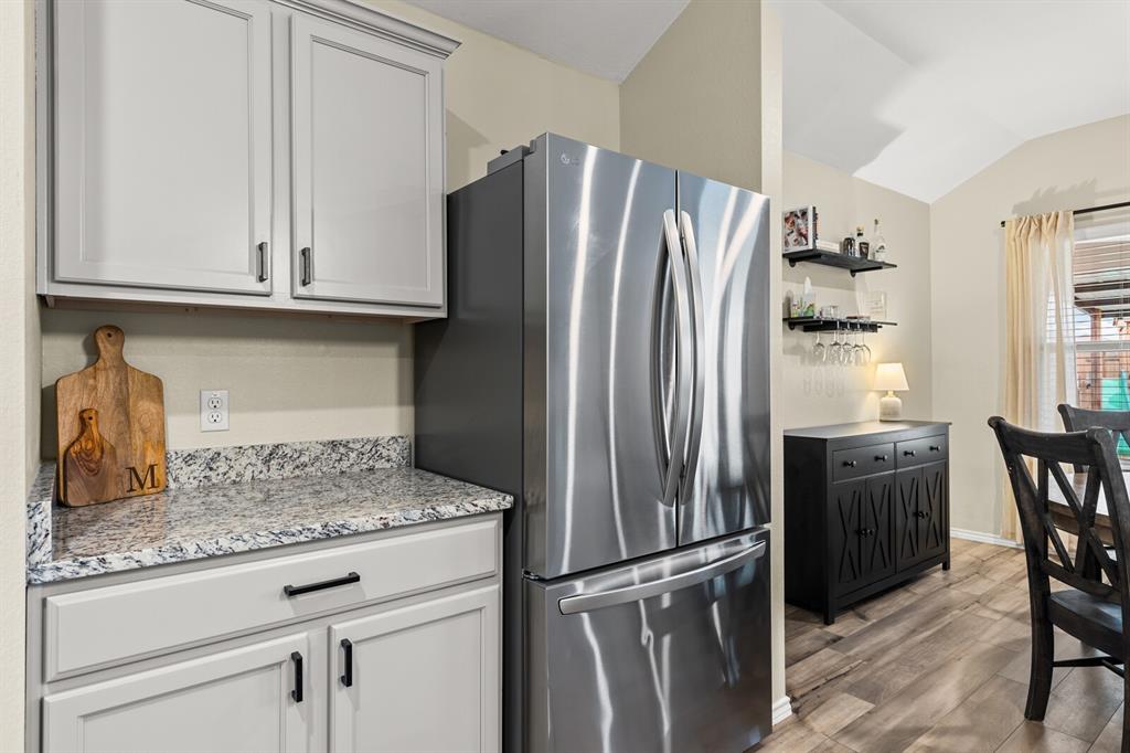 7201 Llano Drive China Spring, TX 76633 - Photo 12 of 39