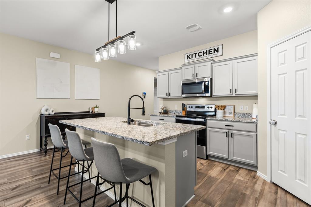 7201 Llano Drive China Spring, TX 76633 - Photo 13 of 39