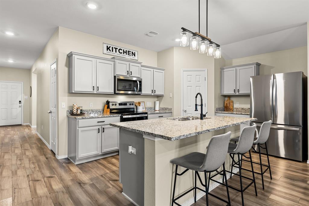 7201 Llano Drive China Spring, TX 76633 - Photo 10 of 39