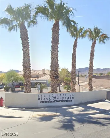 $1,350 | 678 Anne Lane, Unit 678, Henderson, NV 89015