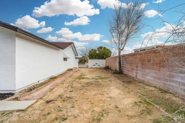 $335,000 | Undisclosed Address, California City, CA 93505