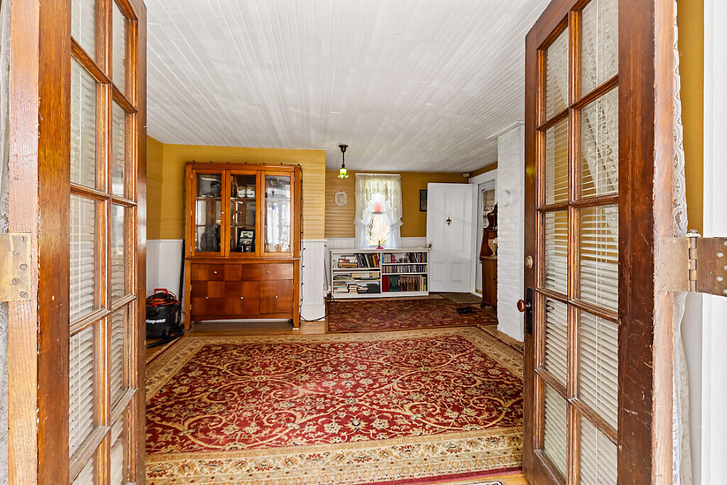 1023 Pond Road Sidney, ME 04330 - Photo 18 of 91 09_BP5A8063_DxO_mls