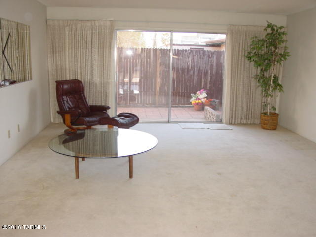 964 South Pantano Road Tucson, AZ 85710 - Photo 2 of 20