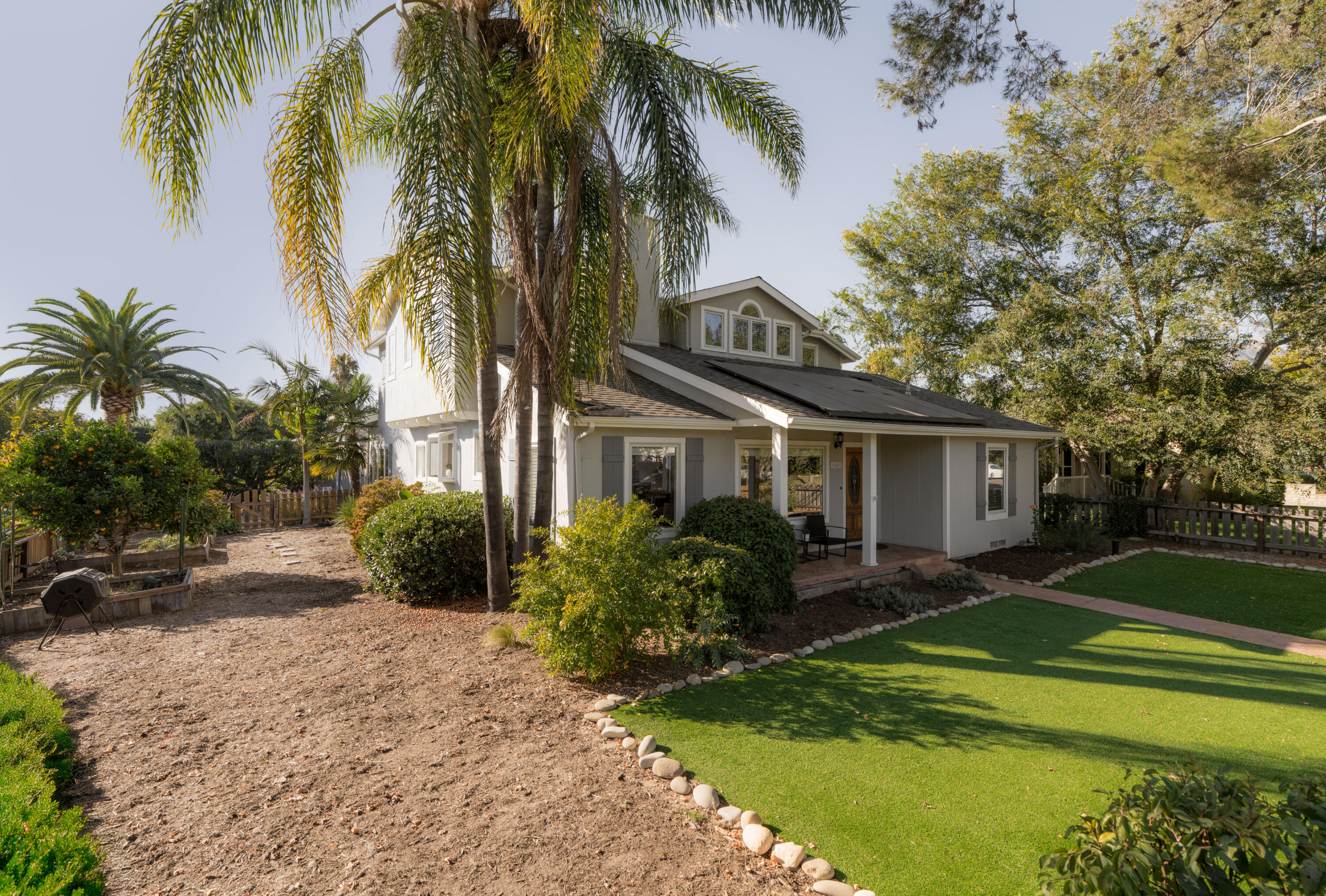 40 South Ontare Road Santa Barbara, CA 93105 - Photo 23 of 26 Front & Side Yard