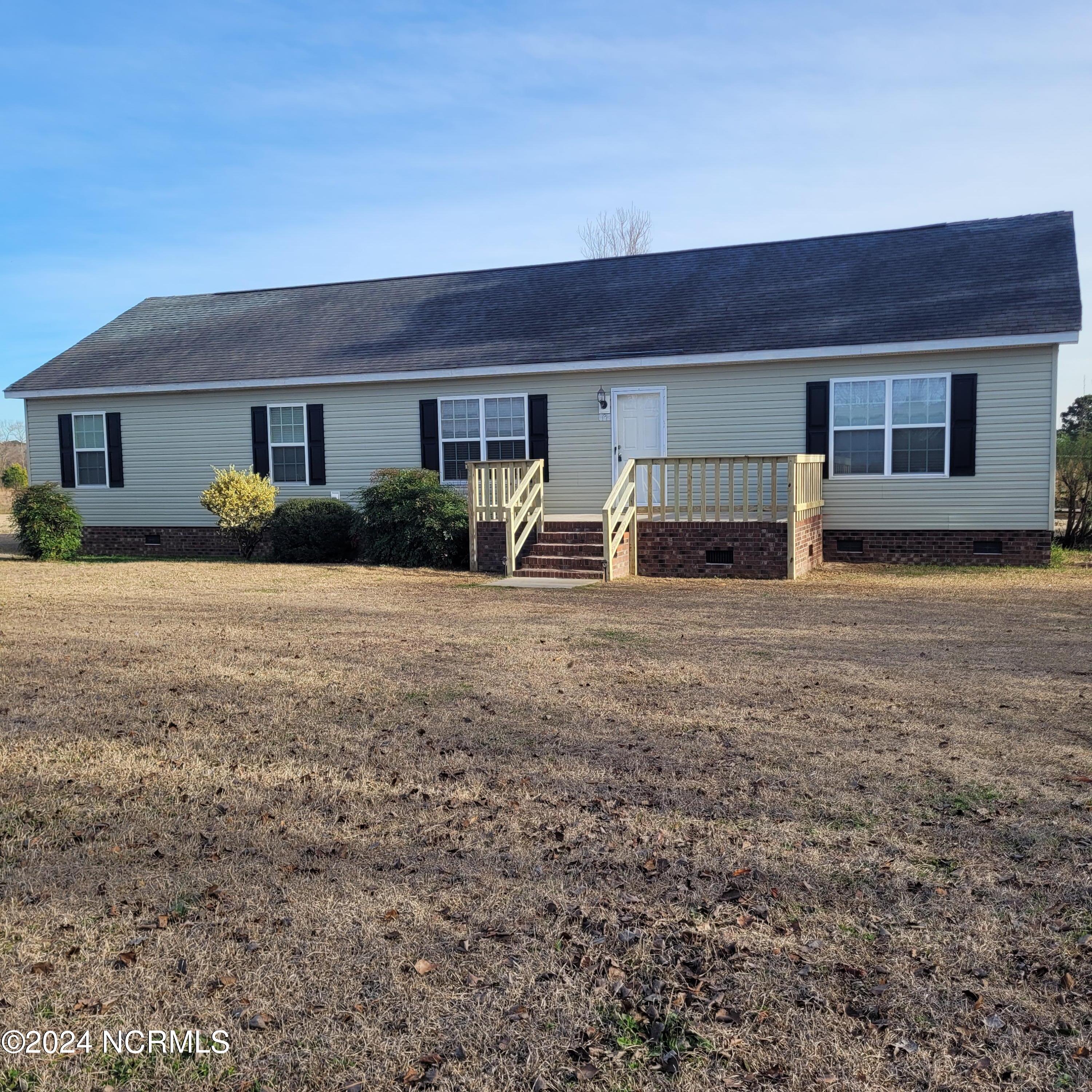 532 Pasture Branch Road Rose Hill, NC 28458 - Photo 1 of 20 20240204_154013
