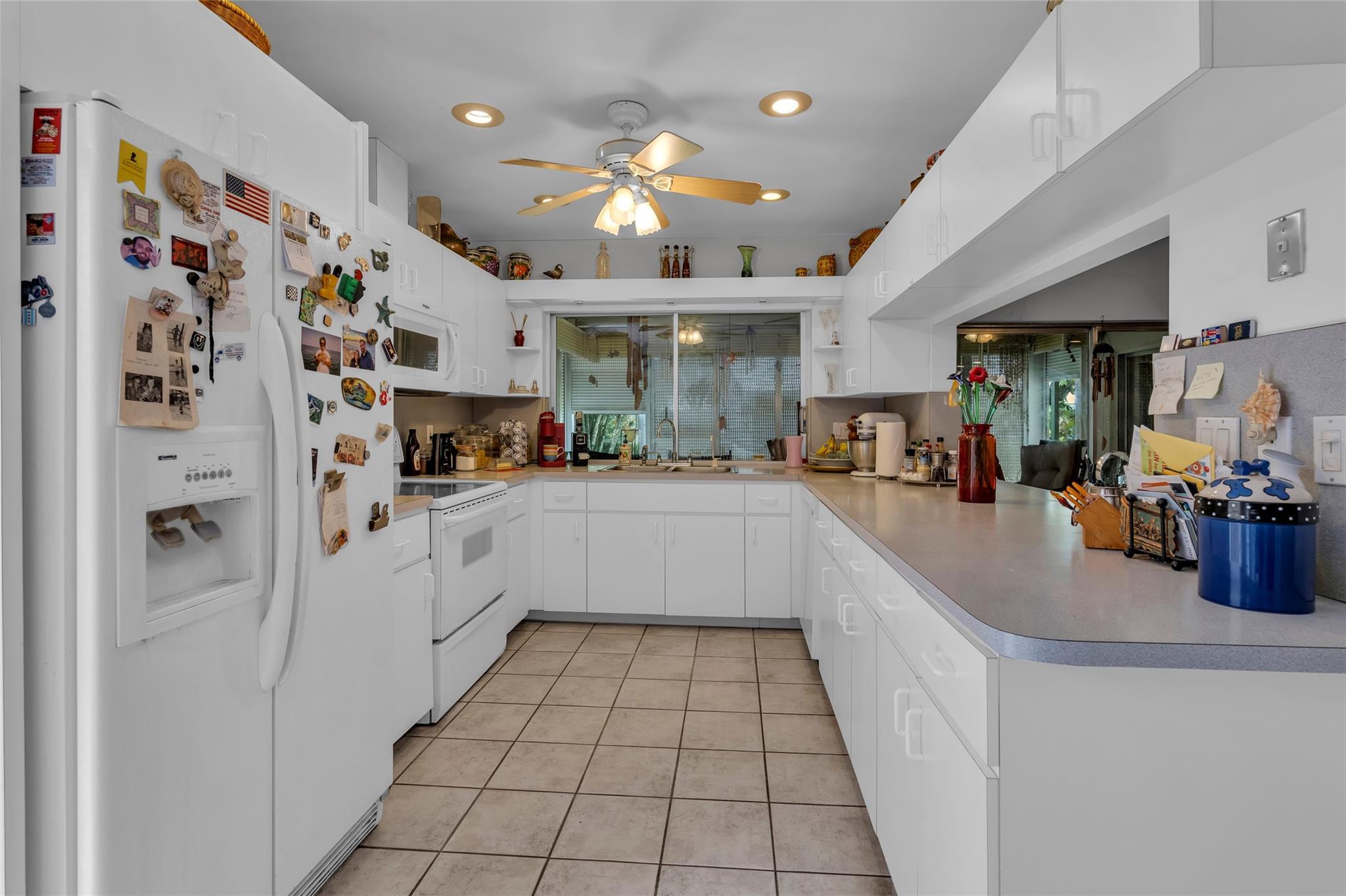 22349 Treetop Circle Boca Raton, FL 33433 - Photo 8 of 36 #9