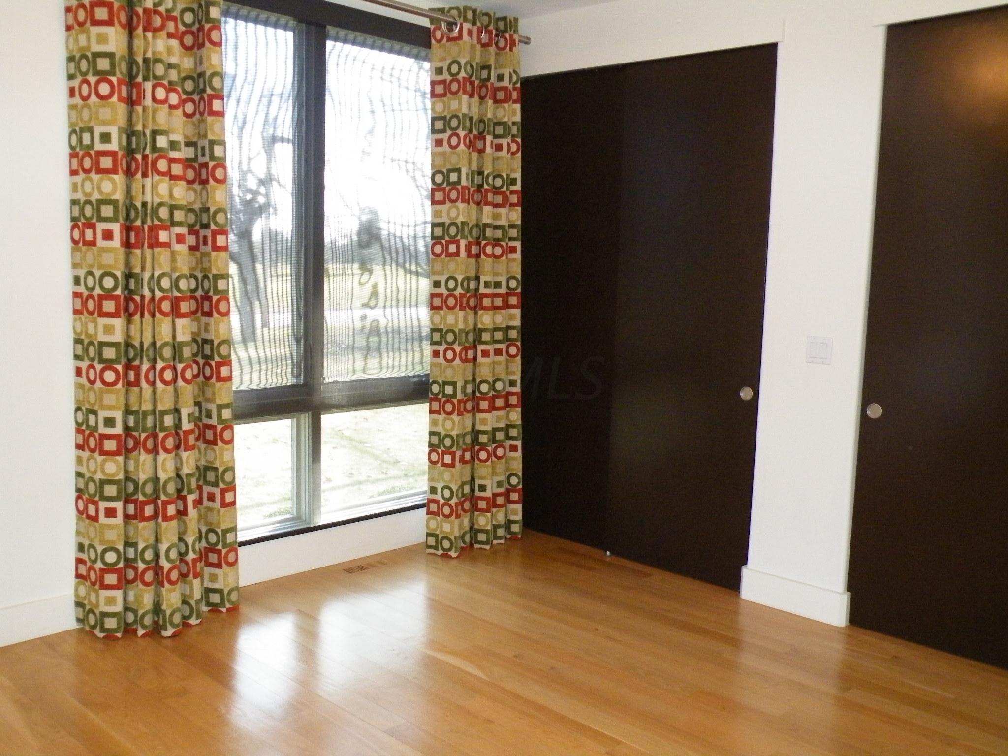 1260 McCoy Road Columbus, OH 43220 - Photo 23 of 51