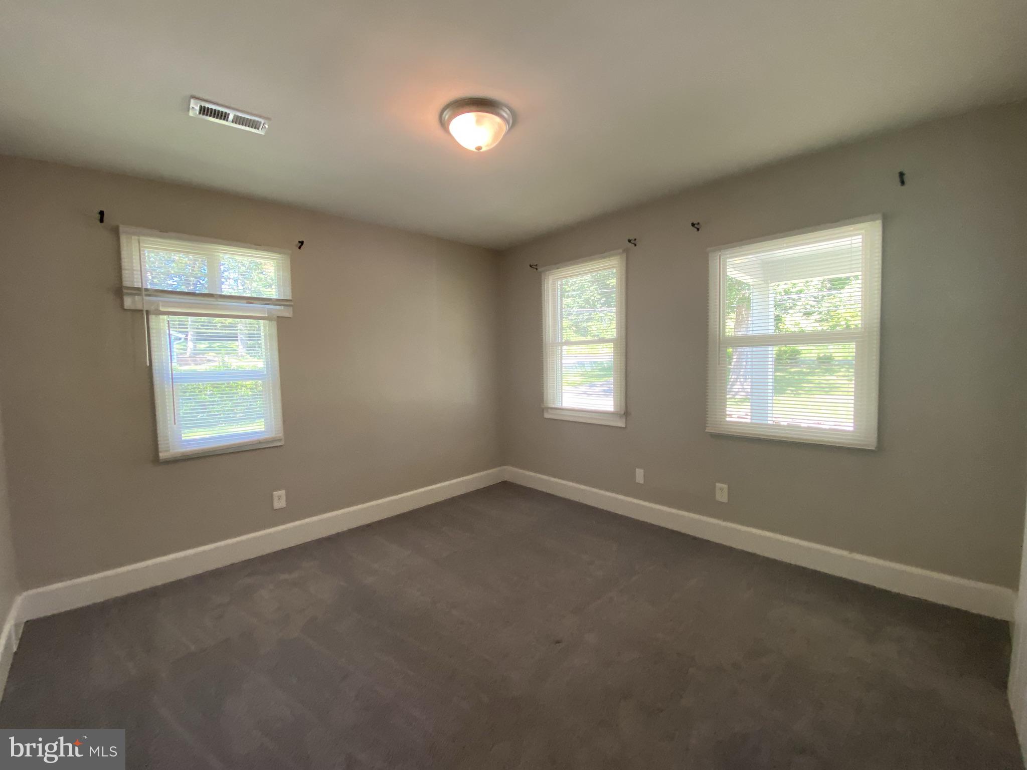 11410 Fort Washington Road Fort Washington, MD 20744 - Photo 7 of 17 First bedroom