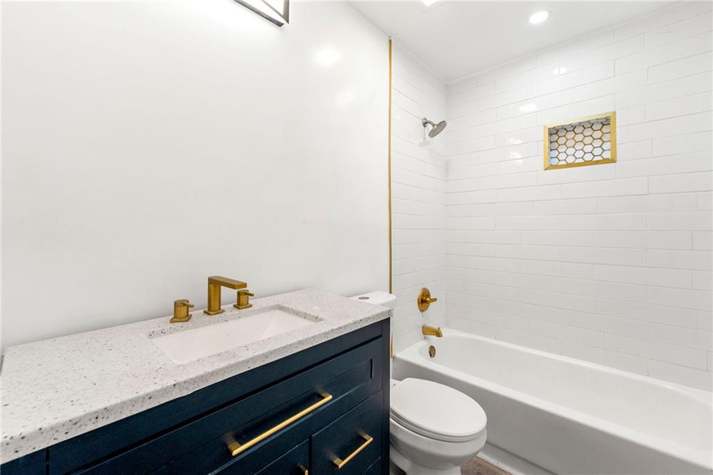 2290 Wilkins Cove Decatur, GA 30035 - Photo 13 of 19