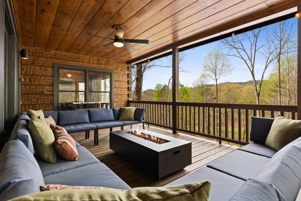 1134 Maggie Chapman Road Blue Ridge, GA 30513 - Photo 12 of 25 Gallery Image 12