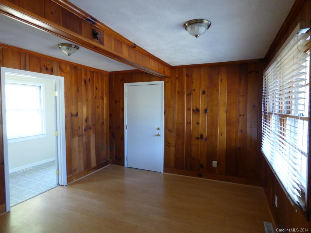 5321 Manning Road Charlotte, NC 28269 - Photo 11 of 19 Gallery Image 11